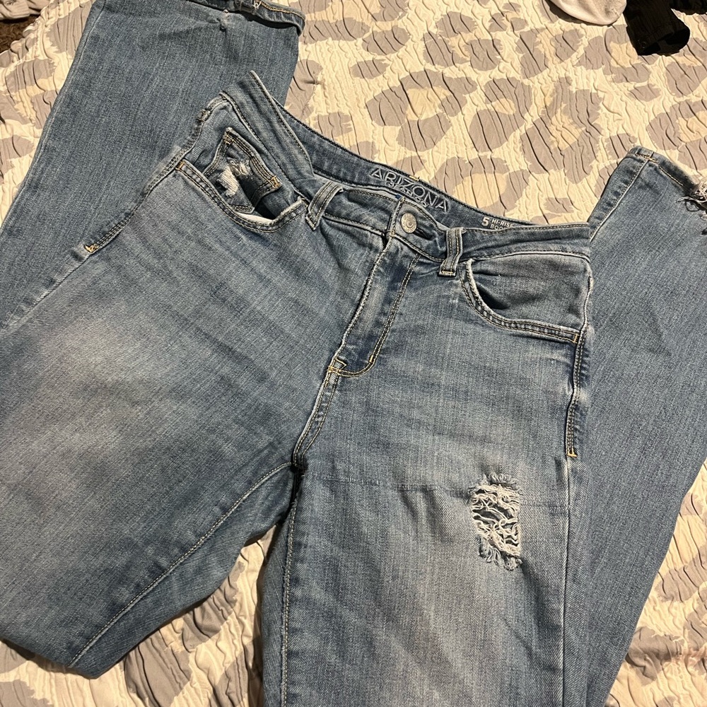 Arizona Jean Company Women's High Rise Distressed Blue Jeans
